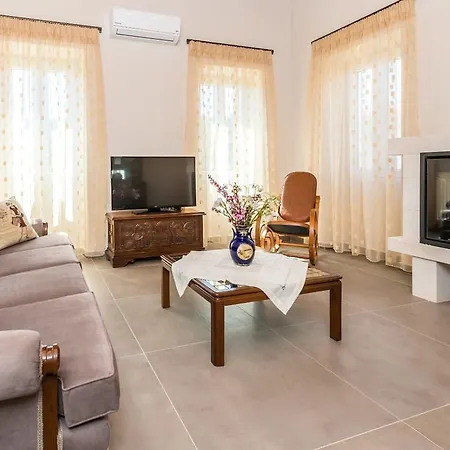 Zante Callisto - Stone With Private Pool