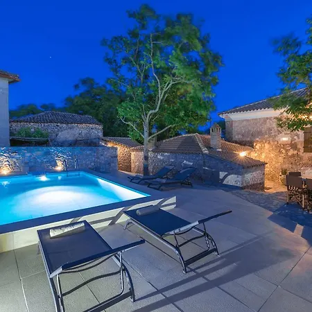 Zante Callisto - Stone With Private Pool