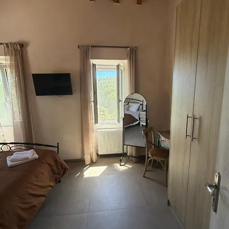 Villa Filoxenia Zante Callisto-stone With Private Pool Yírion