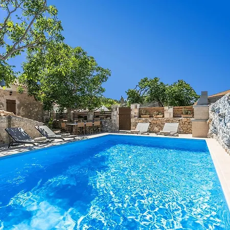 ヴィラ Zante Callisto-stone With Private Pool *