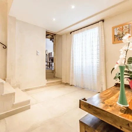 Villa Callisto- Elegant Restored With Pool